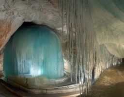 Eisriesenwelt-ice-cave-stalactites